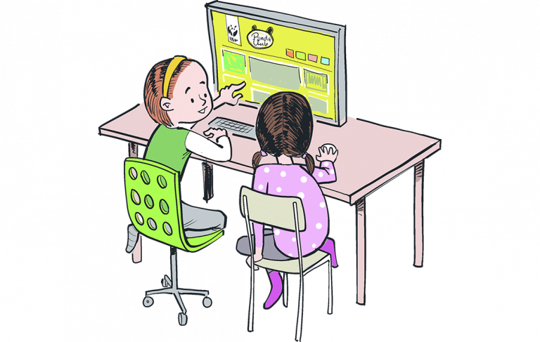 Zwei Kinder schauen sich die Pandaclub-Website an.